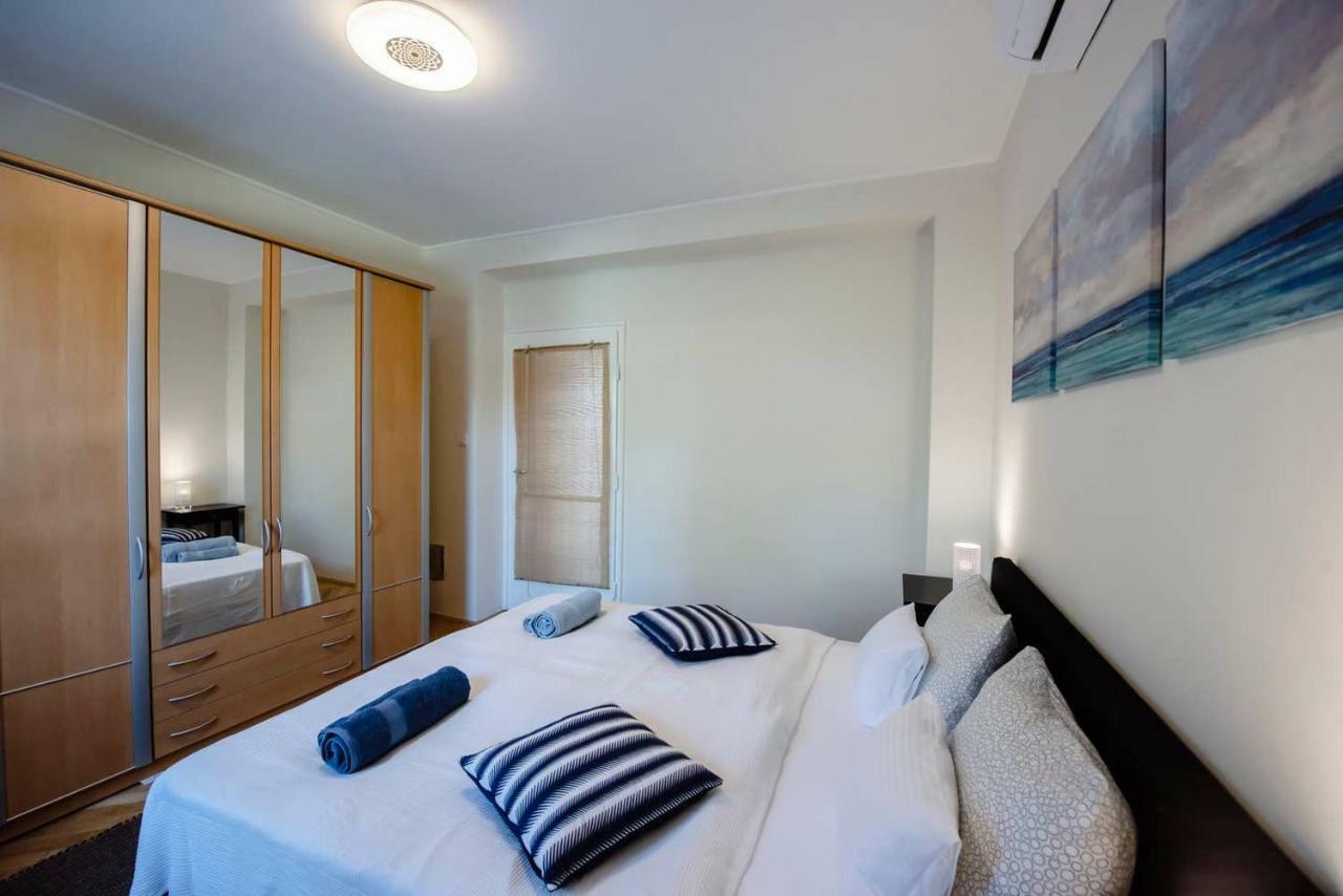 פץ' Viola Family Apartman Free Parking מראה חיצוני תמונה